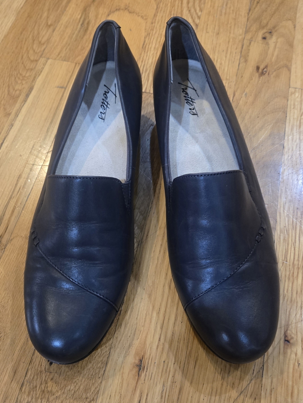 Trotters Black Leather Slip-On Women's Flats With Block Heel